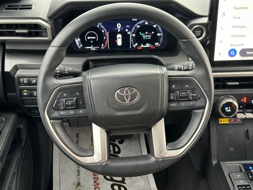 Used 2025 Toyota 4Runner Limited image 7