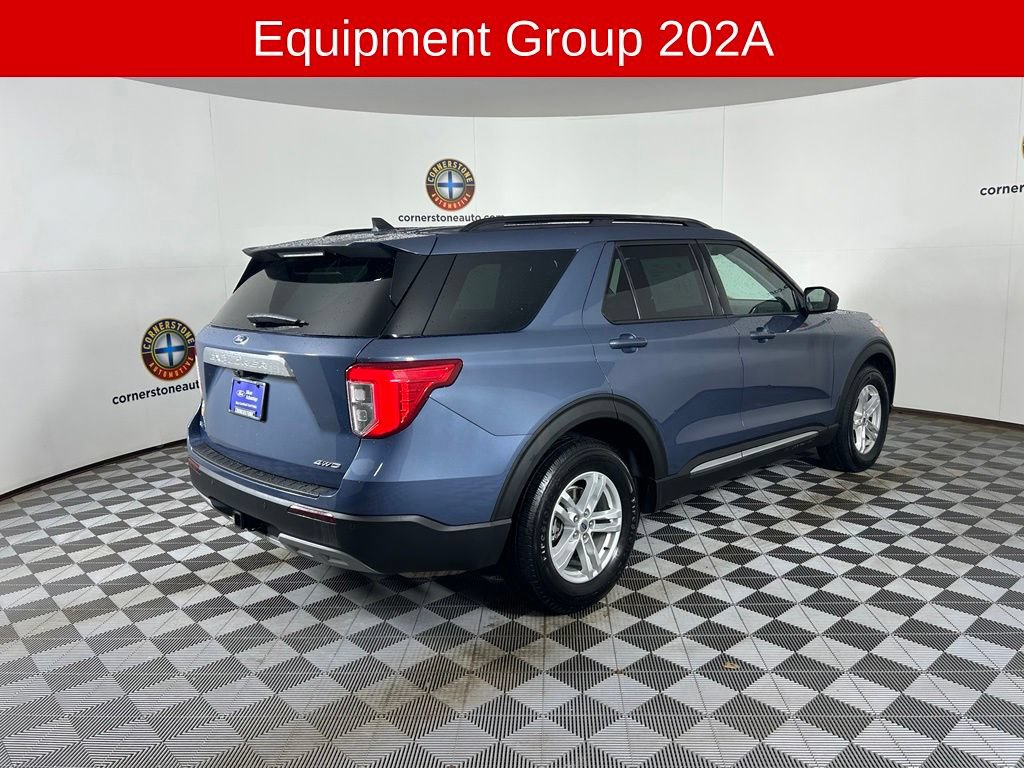 Certified 2021 Ford Explorer XLT w/ Equipment Group 202A AWD/4WD image 16