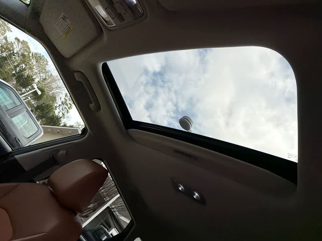 Used 2024 Kia Soul EX w/ Option Group 015 FWD image 32