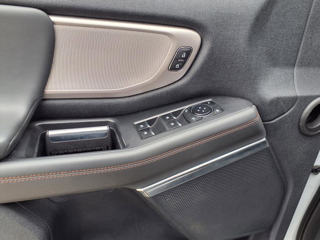 Certified 2025 Ford Expedition Max Active image 12