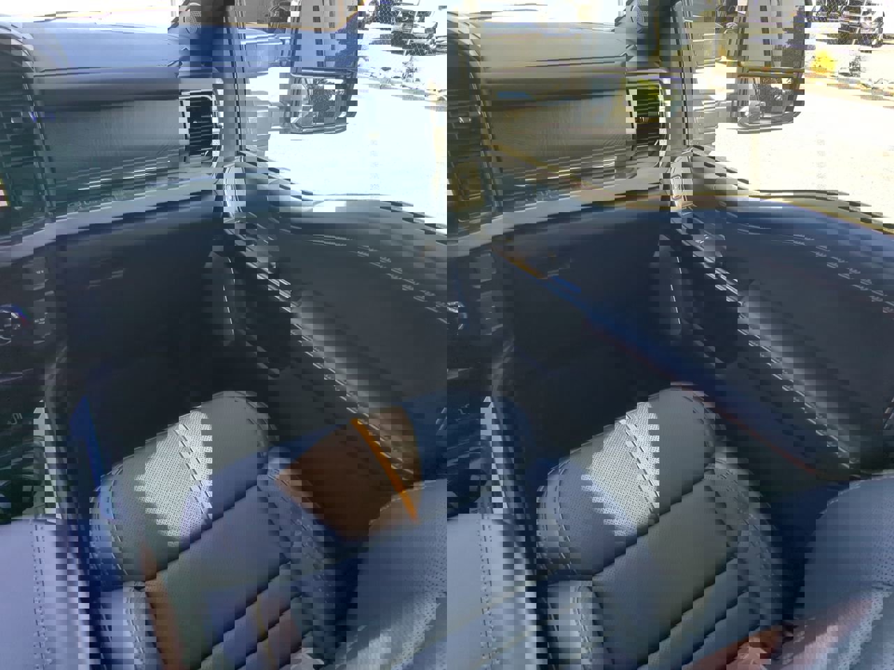 Certified 2023 Ford F250 Platinum image 15