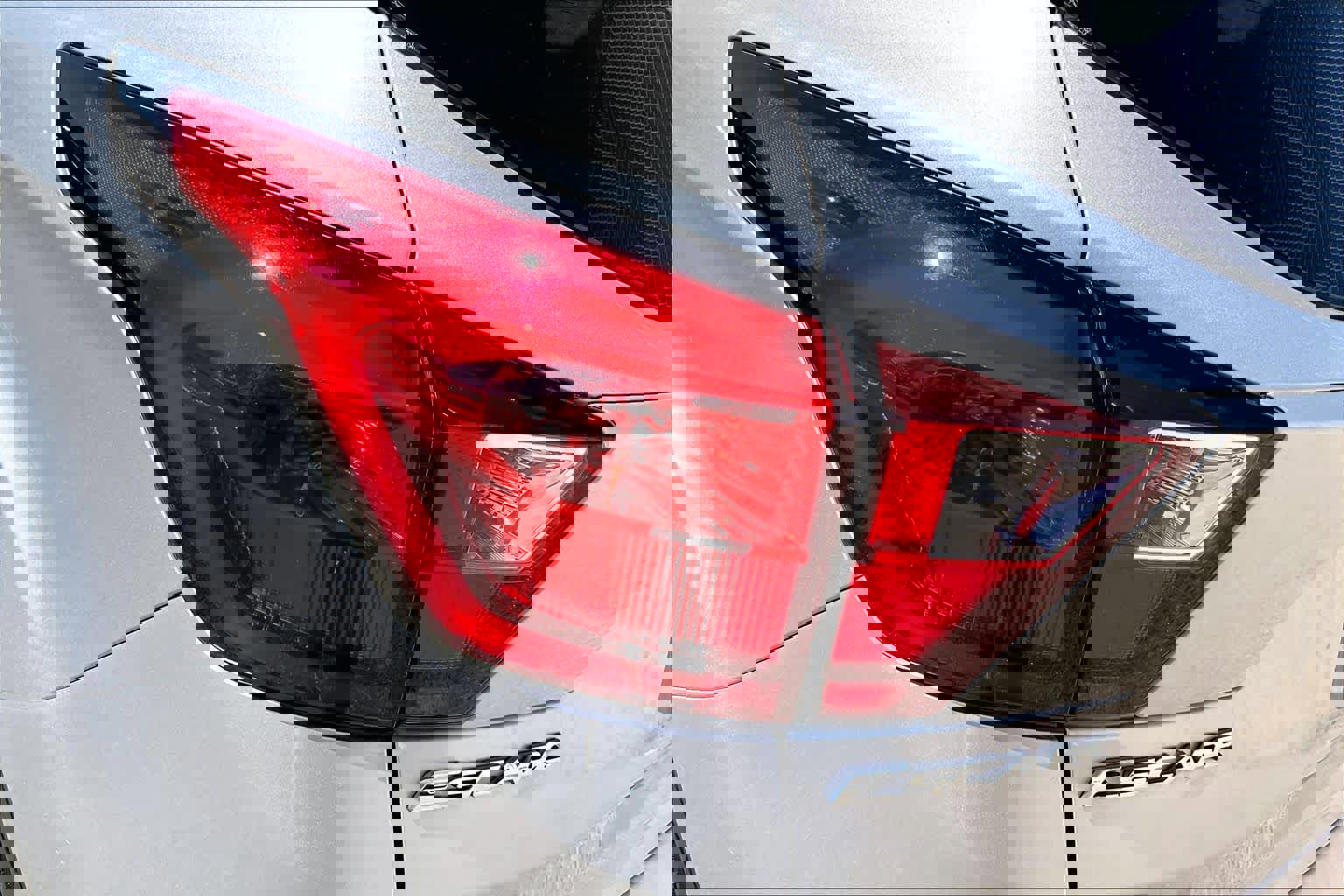 Certified 2019 Ford Escape SE image 30