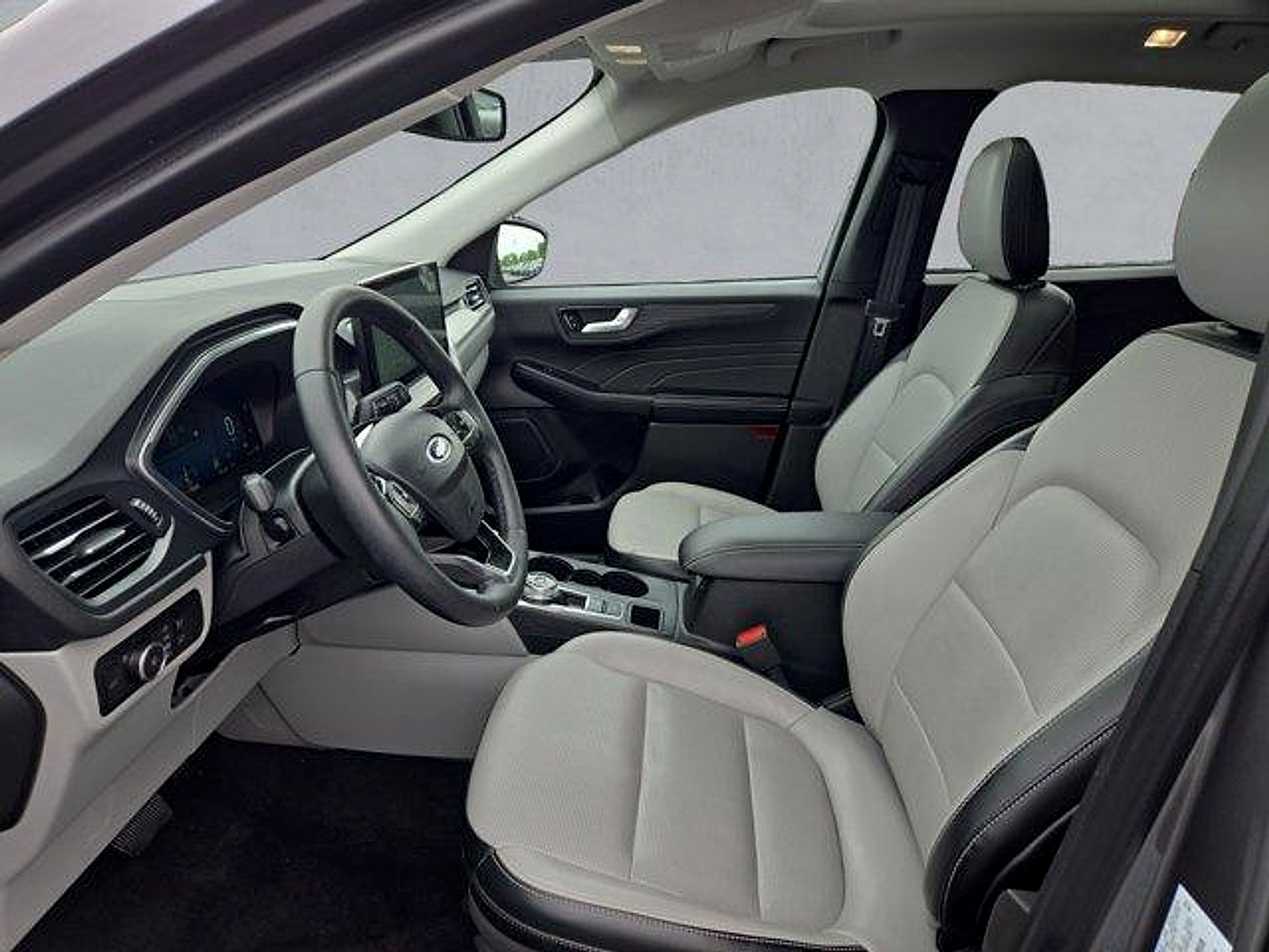Certified 2023 Ford Escape Platinum AWD/4WD image 11