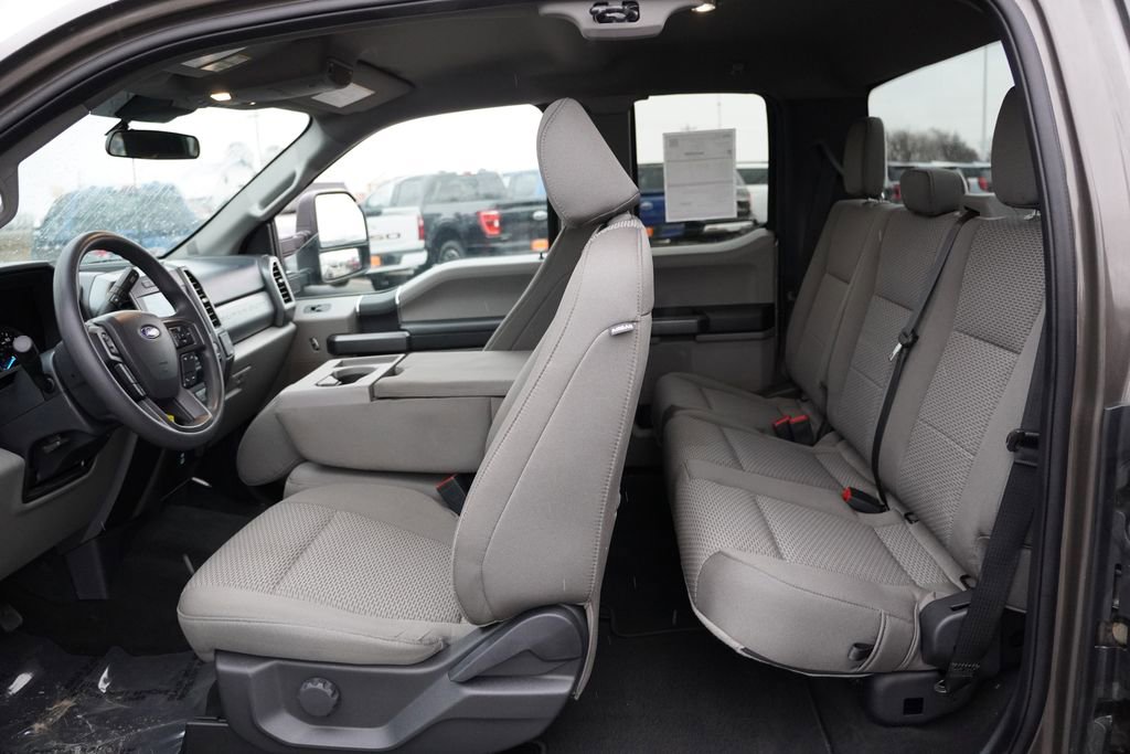 Certified 2022 Ford F350 XLT image 18