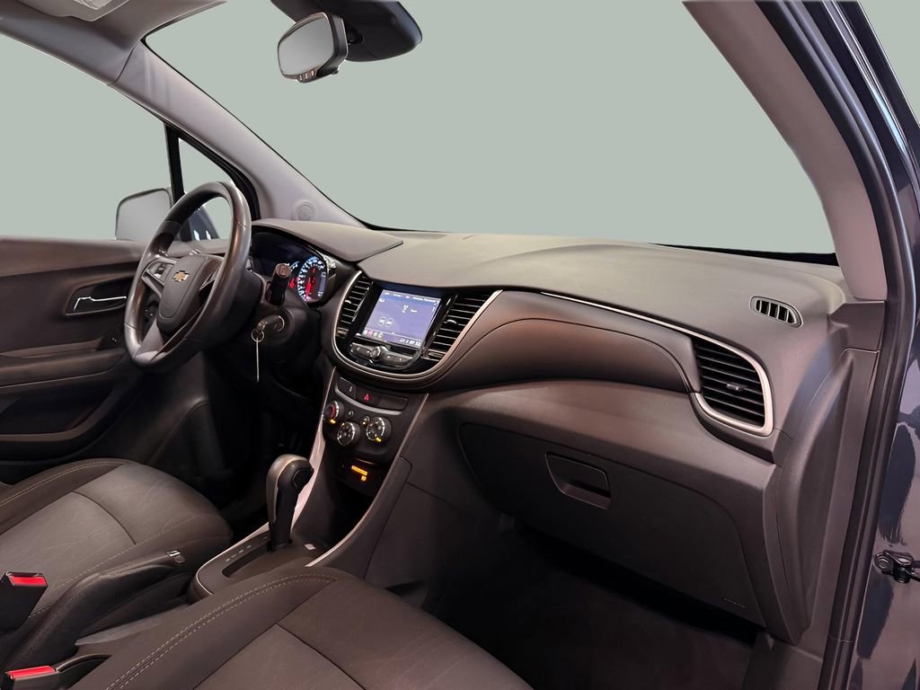 Used 2018 Chevrolet Trax LT image 25