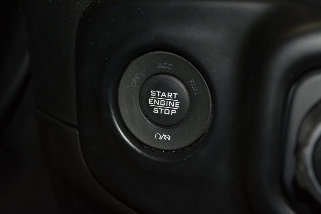 Used 2021 Jeep Wrangler Unlimited Rubicon w/ Dual Top Group AWD/4WD image 18