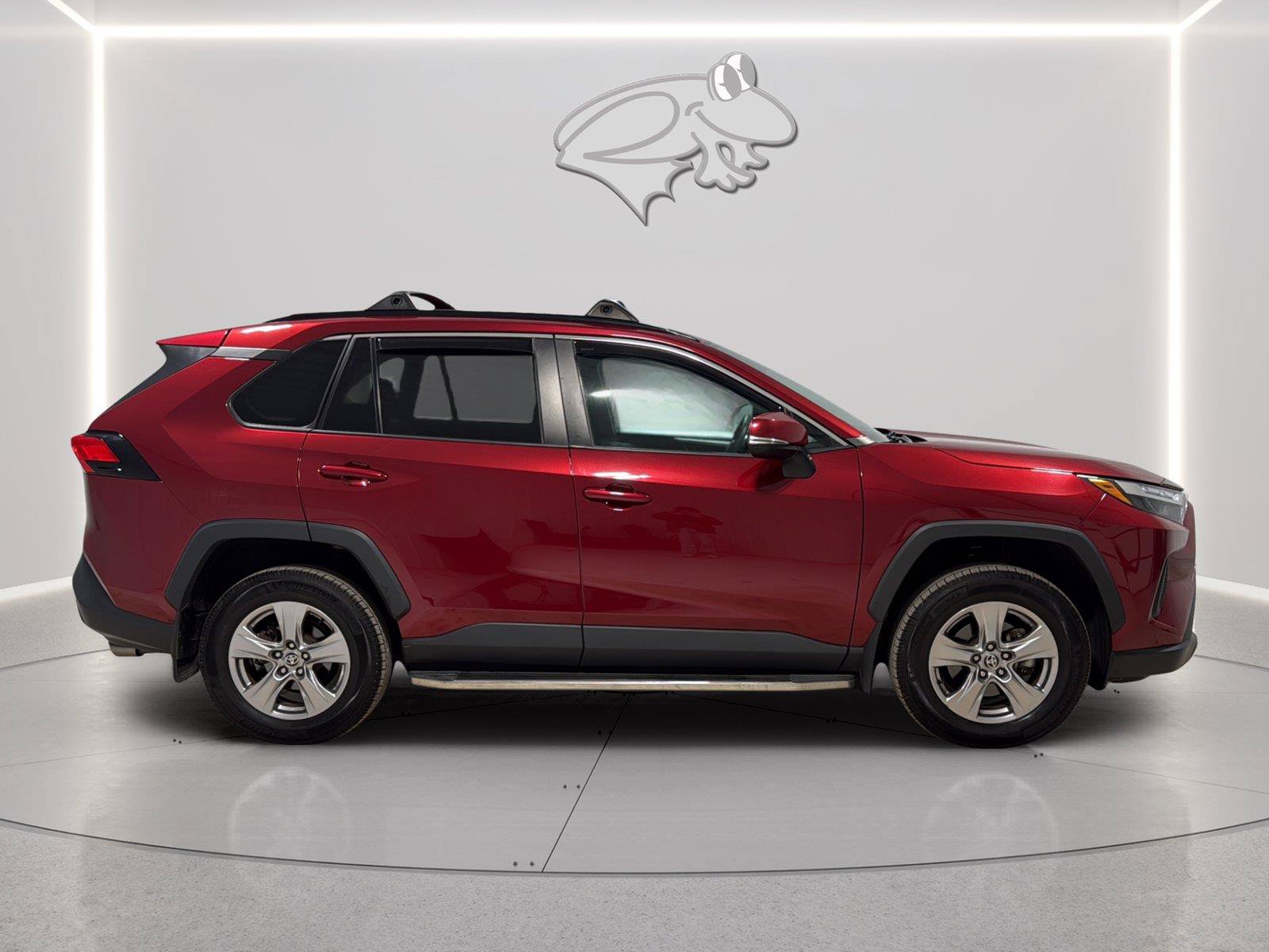 Used 2023 Toyota RAV4 XLE w/ Convenience Package AWD/4WD image 6