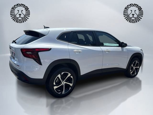 Used 2024 Chevrolet Trax RS FWD image 5