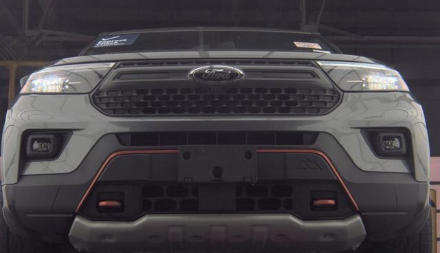 Certified 2023 Ford Explorer Timberline w/ Timberline Technology Package image 4