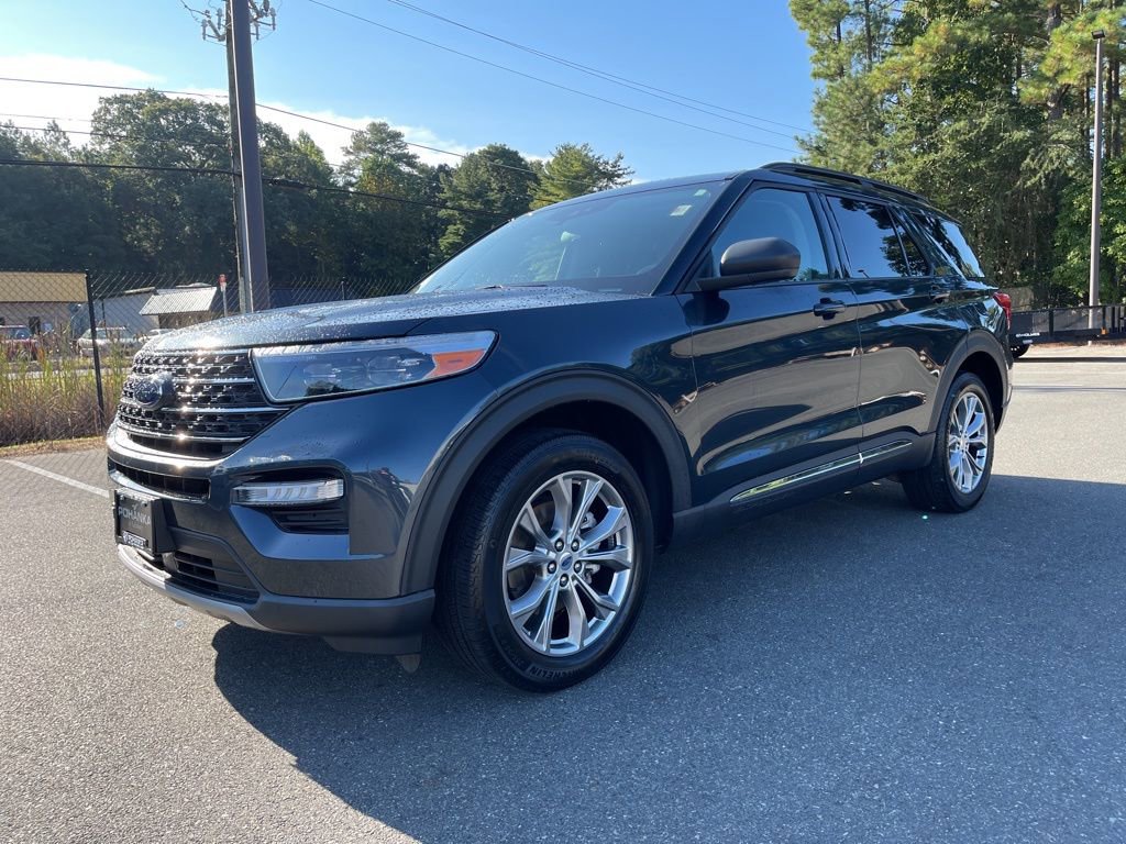 Certified 2022 Ford Explorer XLT w/ Equipment Group 202A