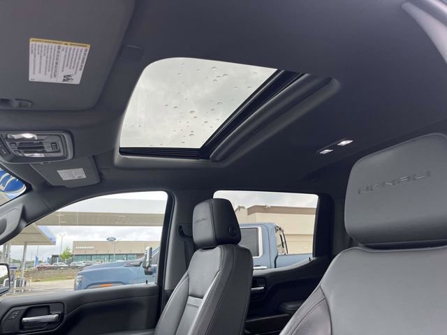 Used 2022 GMC Sierra 1500 Denali w/ Denali Premium Package AWD/4WD image 12