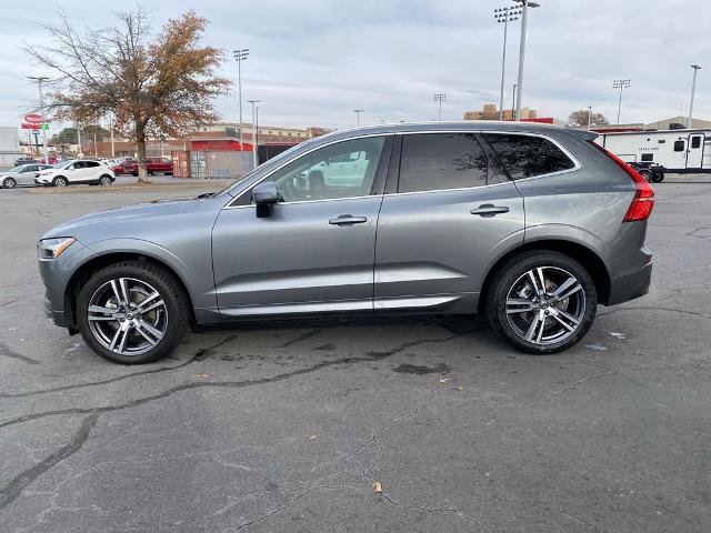 Used 2021 Volvo XC60 T5 Momentum w/ Protection Package Premier image 4