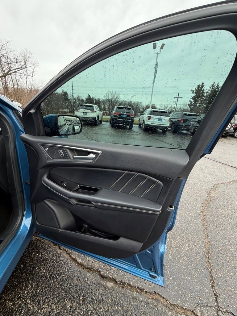 Certified 2019 Ford Edge ST w/ Equipment Group 401A AWD/4WD image 20