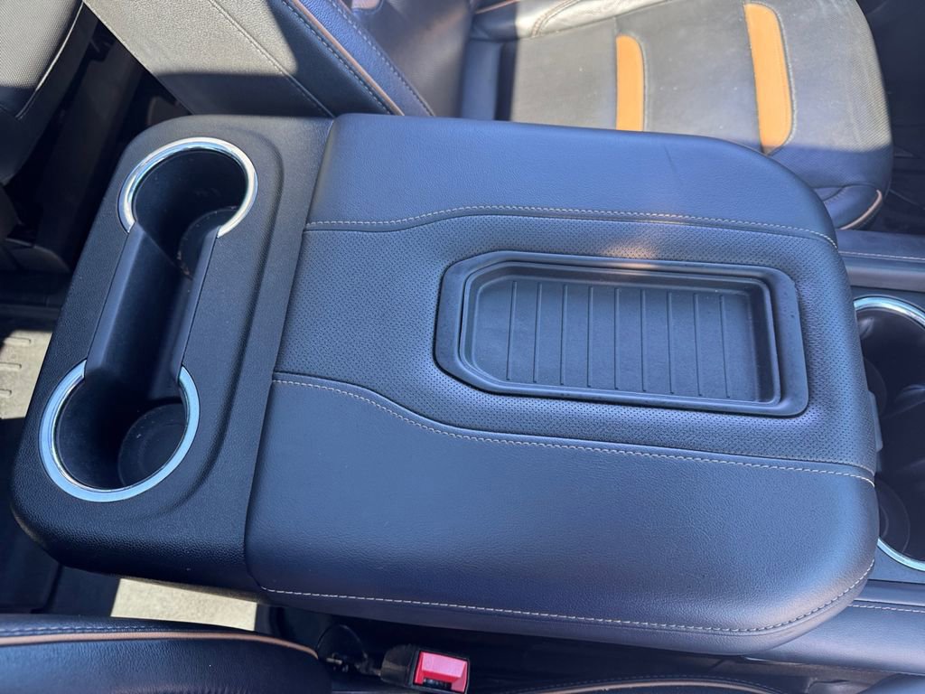 Used 2023 GMC Yukon XL AT4 w/ Technology Package image 22