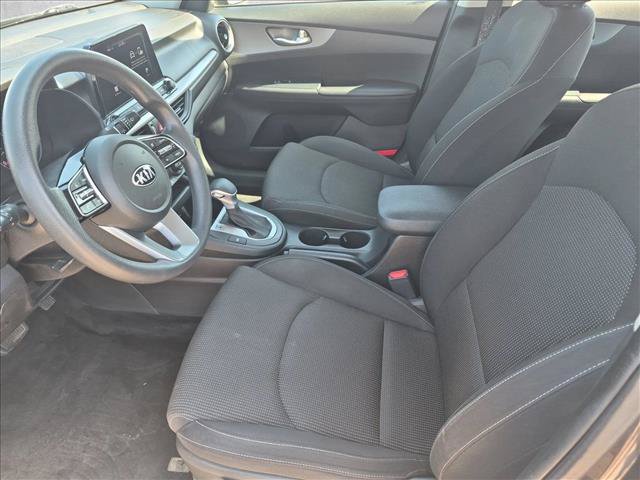 Used 2020 Kia Forte LXS FWD image 15