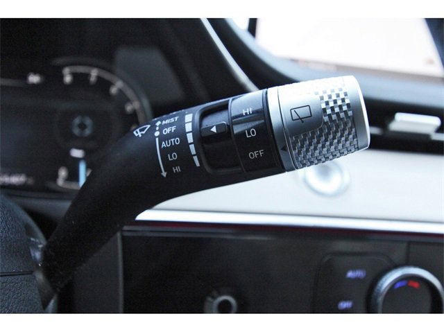 Used 2023 Genesis GV70 2.5T w/ Advanced Package image 17