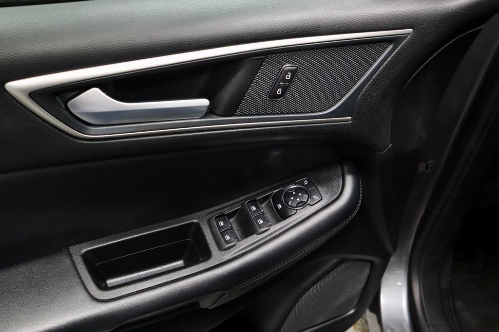 Certified 2024 Ford Edge SEL image 23