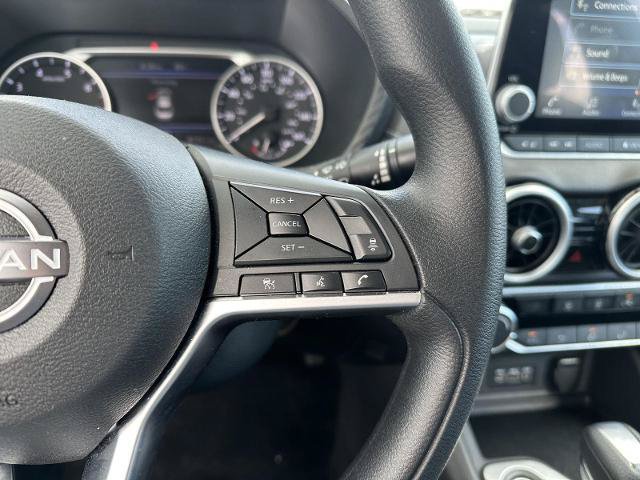 Used 2025 Nissan Sentra SV FWD image 27