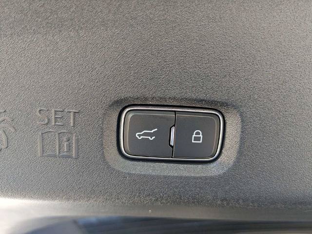 Certified 2025 Ford Expedition Active AWD/4WD image 14