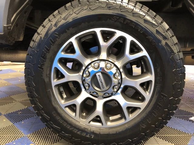Certified 2022 Ford F250 Lariat w/ Lariat Ultimate Package image 12