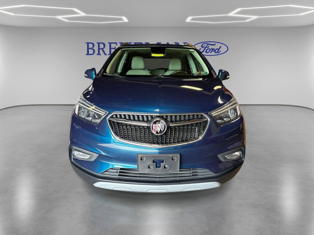 Used 2019 Buick Encore Essence w/ Experience Buick Package AWD/4WD image 2