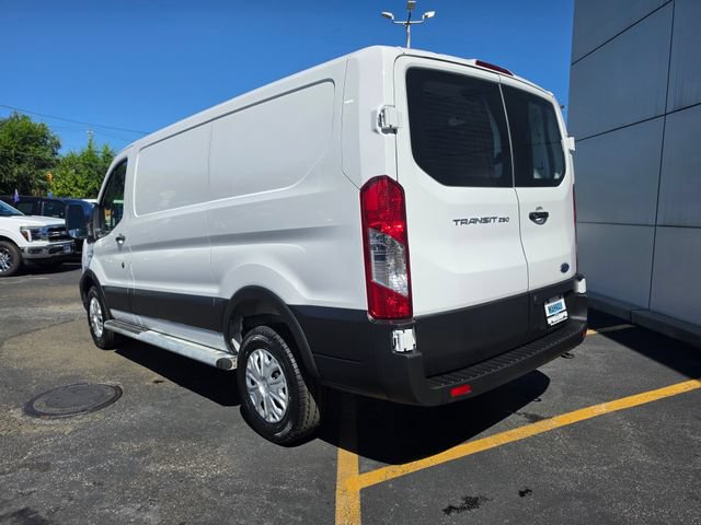 Certified 2025 Ford Transit 250 Low Roof w/ Exterior Upgrade Package RWD image 5