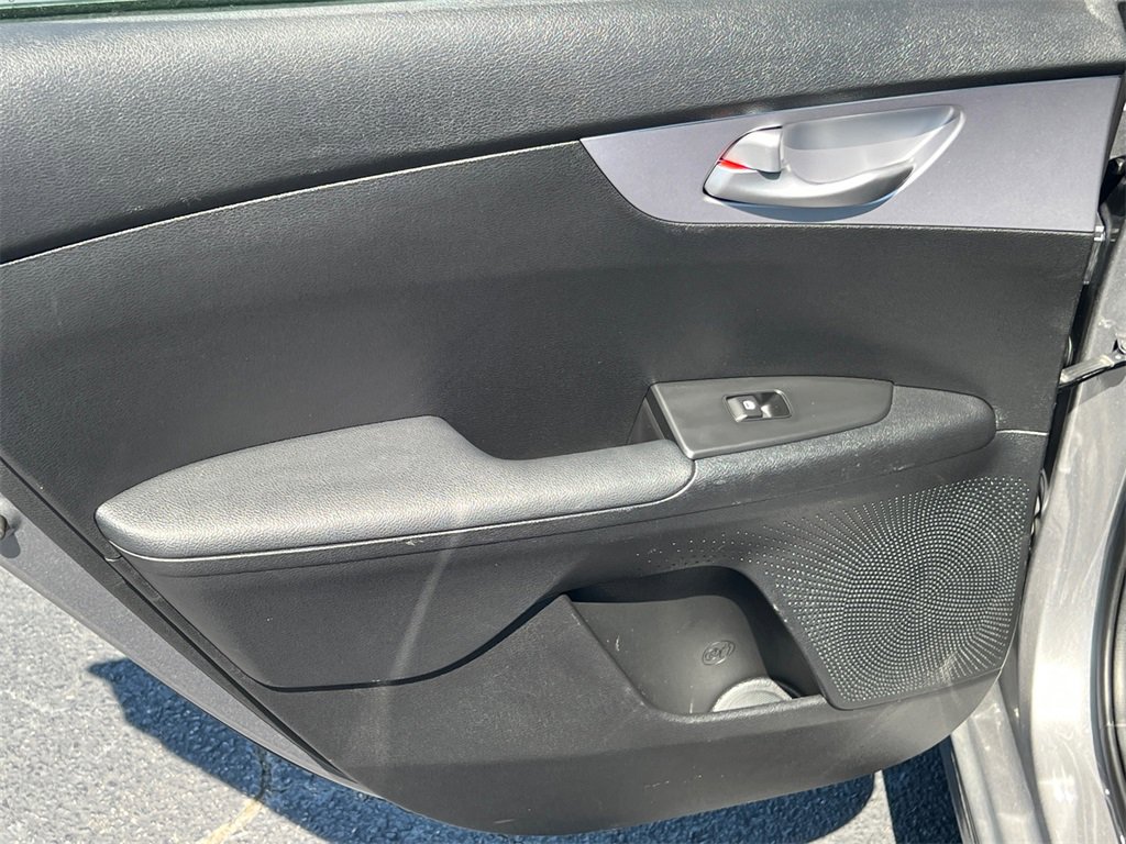 Used 2024 Kia Forte LXS image 21