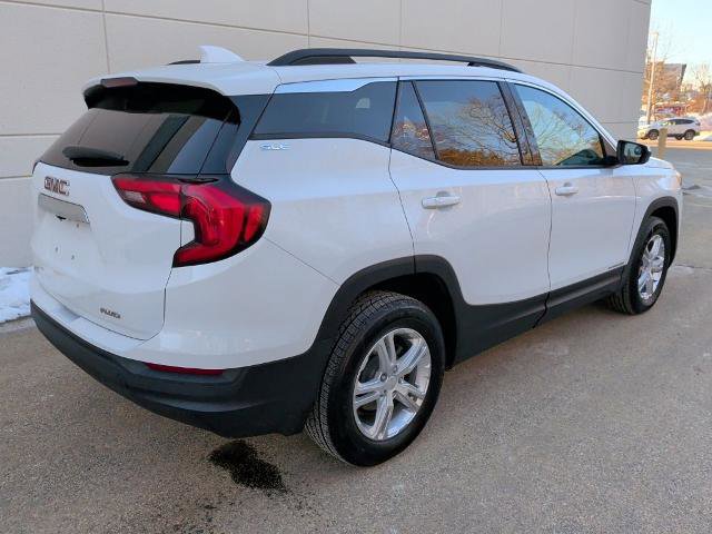 Used 2019 GMC Terrain SLE w/ Driver Convenience Package image 3