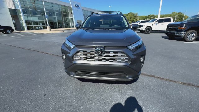 Used 2024 Toyota RAV4 Limited FWD image 3