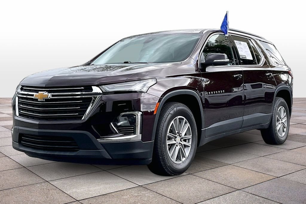 Used 2022 Chevrolet Traverse LT w/ LPO, Cargo Package AWD/4WD image 12