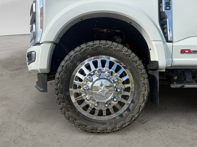 Certified 2025 Ford F450 Platinum w/ Platinum Plus Package AWD/4WD image 4