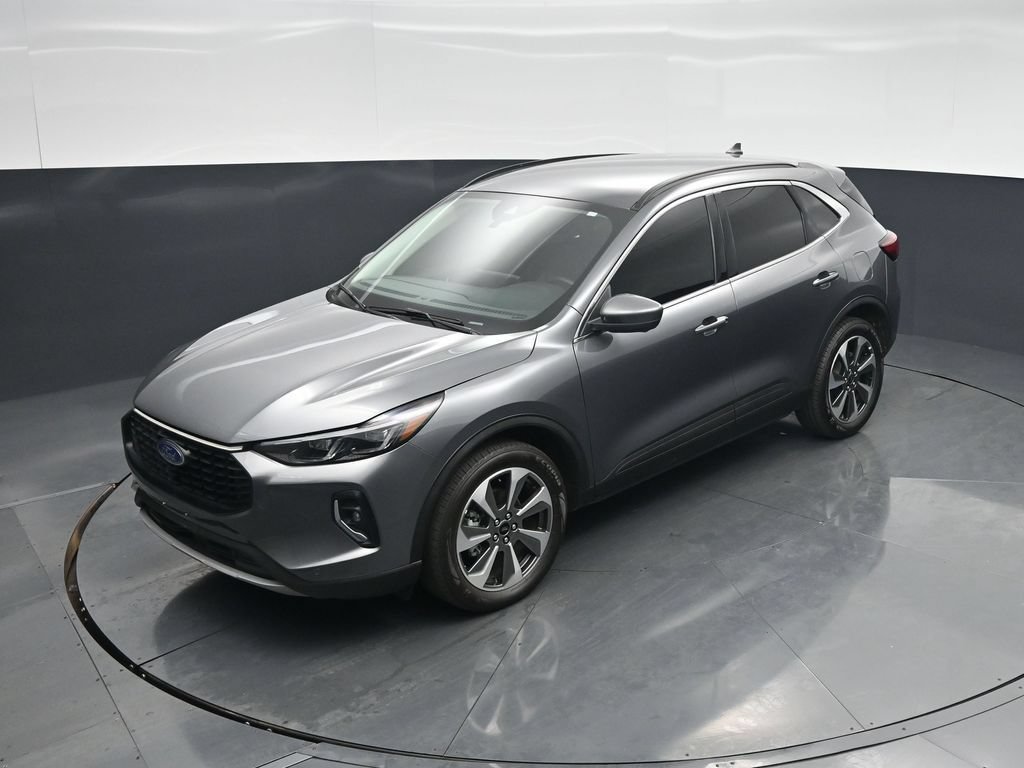 Certified 2023 Ford Escape Platinum AWD/4WD image 38