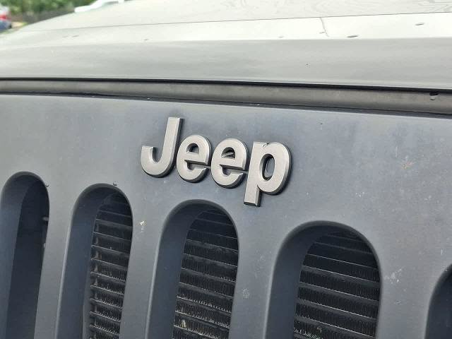 Used 2017 Jeep Wrangler Unlimited Sport AWD/4WD image 28