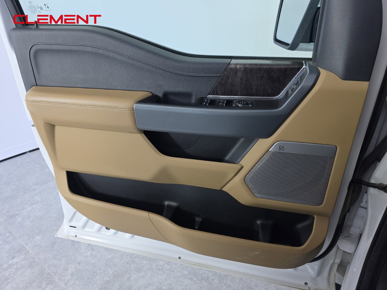 Certified 2023 Ford F150 Lariat w/ Equipment Group 502A High image 23