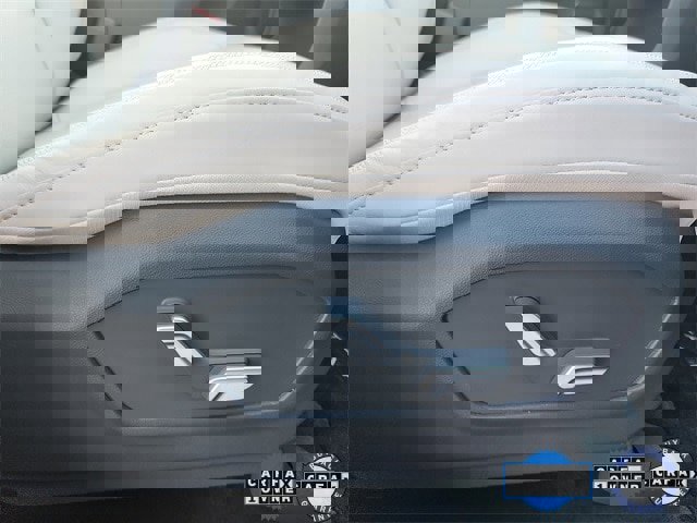 Used 2025 Hyundai Santa Fe Calligraphy w/ Tow & Go Package image 35