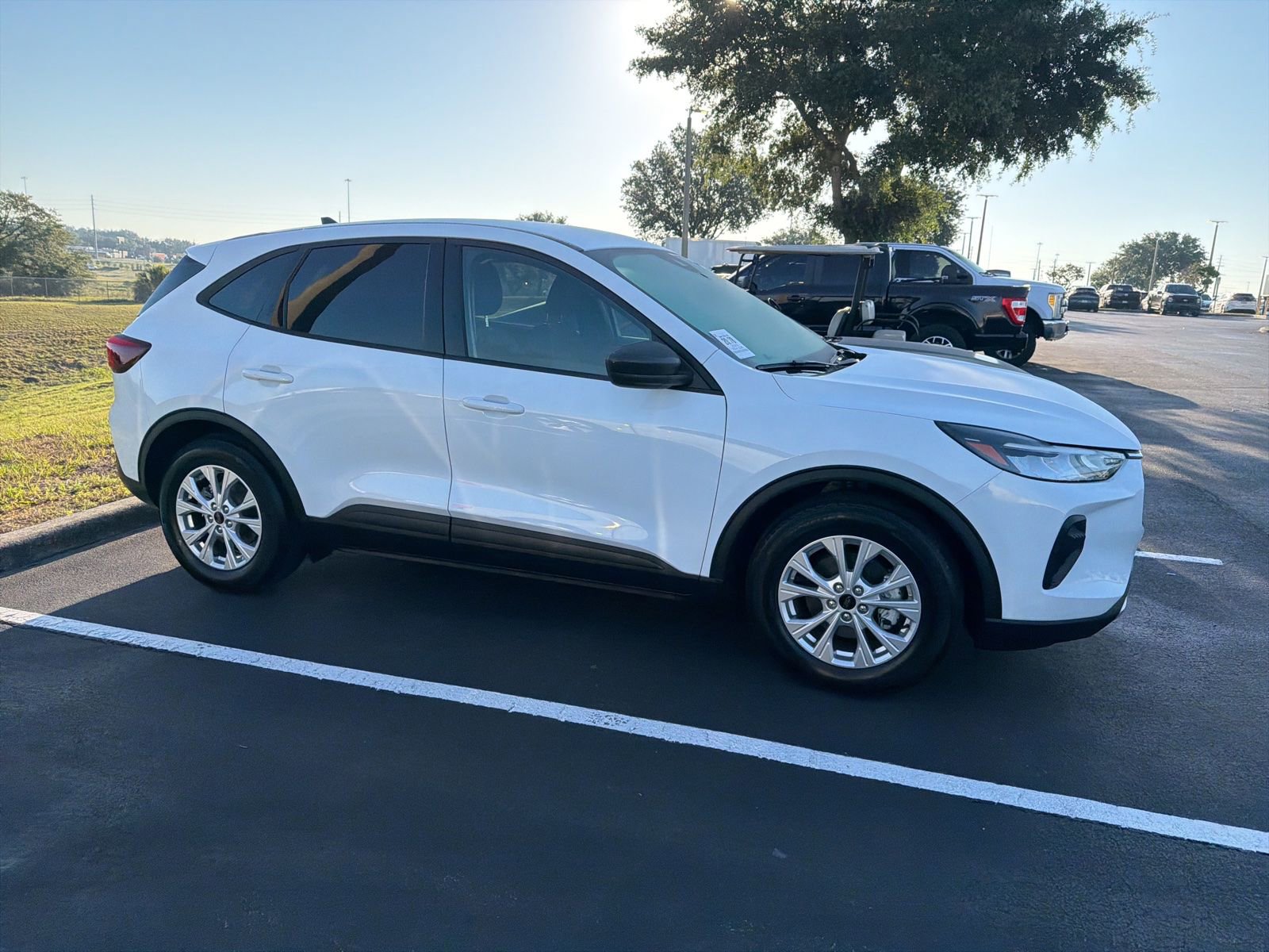 Certified 2025 Ford Escape Active w/ Tech Pack #1 FWD image 2
