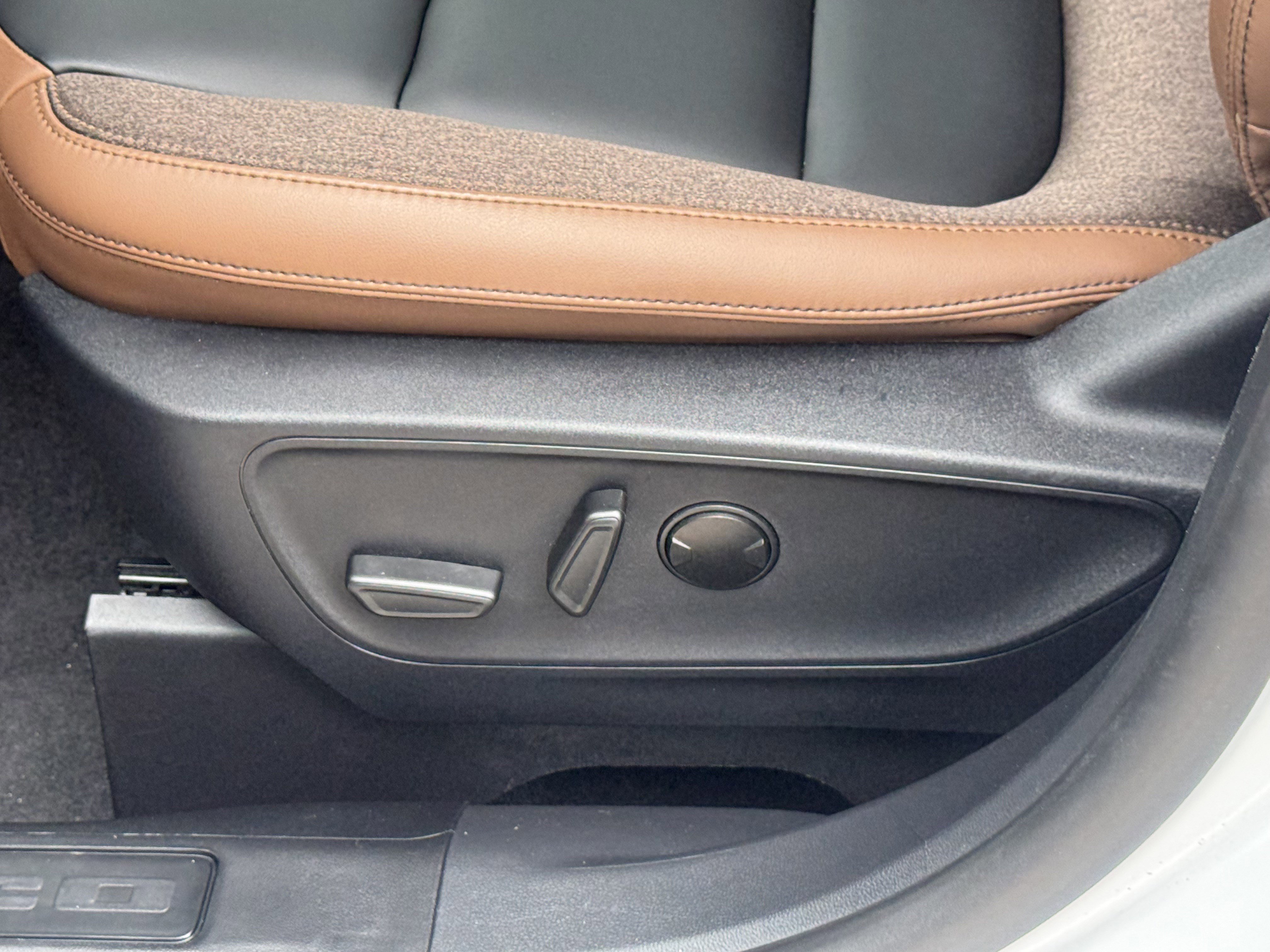 Certified 2025 Ford Bronco Sport Outer Banks image 15