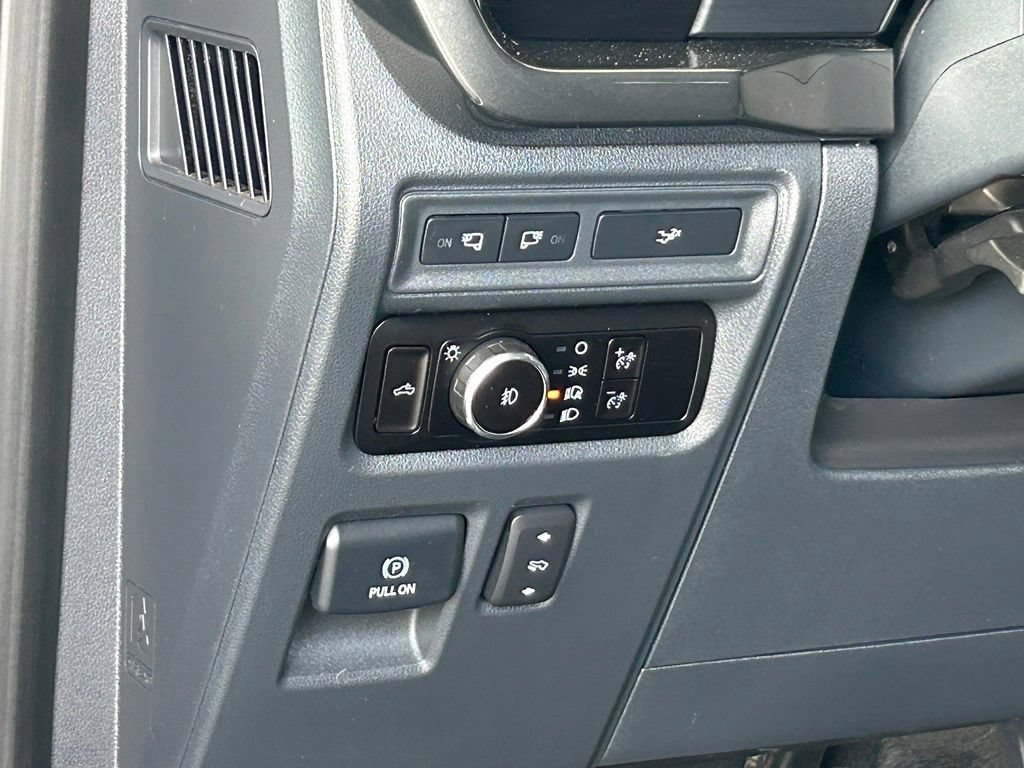 Certified 2023 Ford F150 King Ranch AWD/4WD image 36