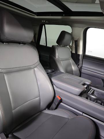 Certified 2025 Ford Expedition Active AWD/4WD image 10