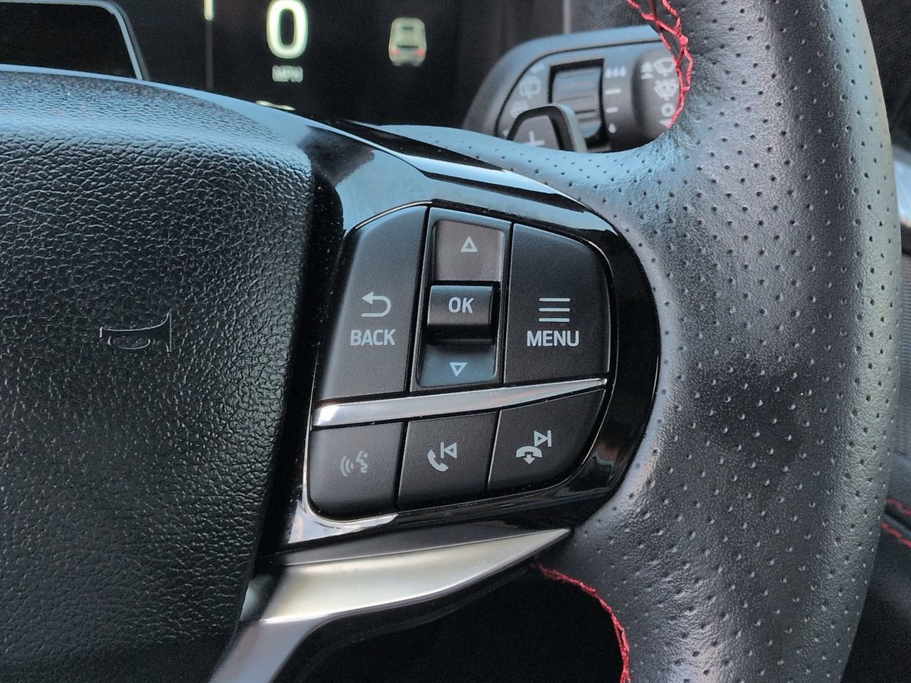 Certified 2025 Ford Explorer ST w/ Sun And Sound Package AWD/4WD image 26