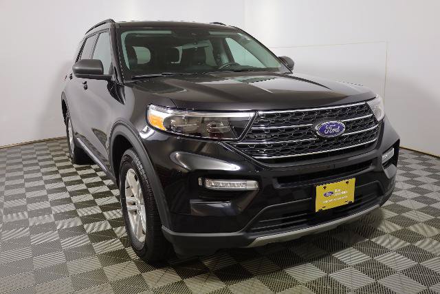 Certified 2024 Ford Explorer XLT w/ Equipment Group 202A AWD/4WD image 4