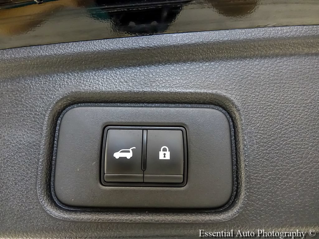 Used 2025 Nissan Pathfinder SL AWD/4WD image 24