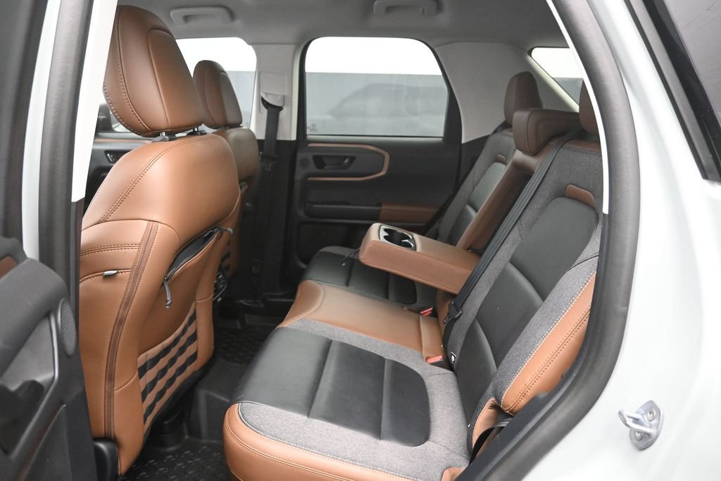 Certified 2023 Ford Bronco Sport Outer Banks w/ Tech Package AWD/4WD image 7