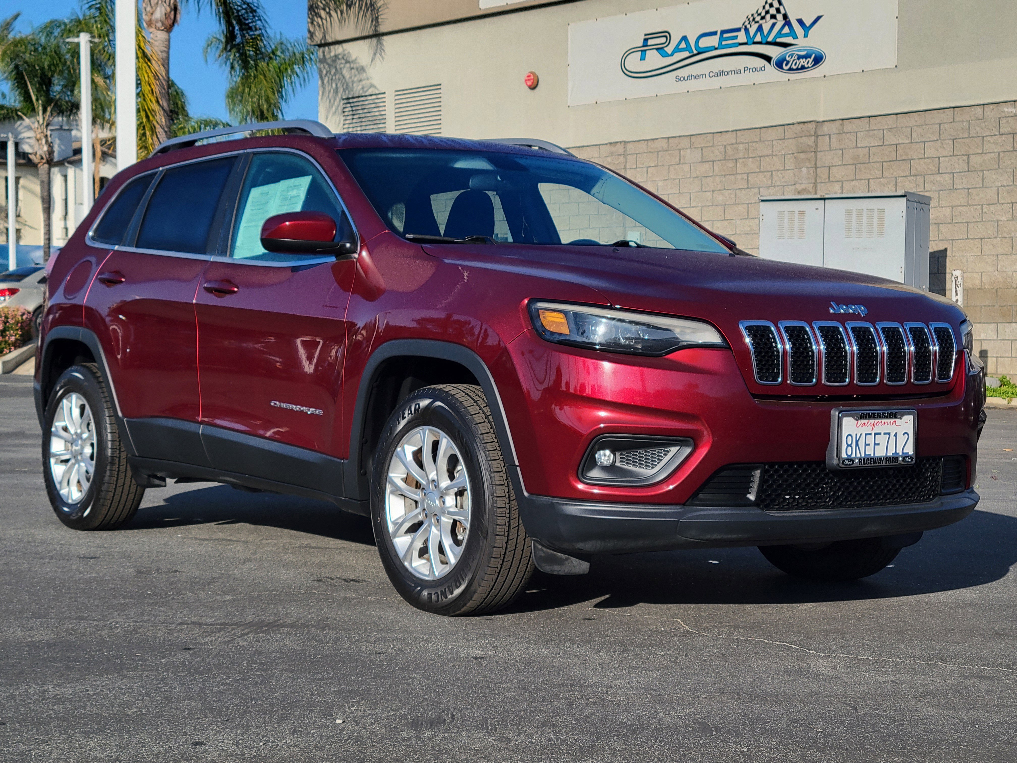 Used 2019 Jeep Cherokee Latitude w/ Popular Appearance Group