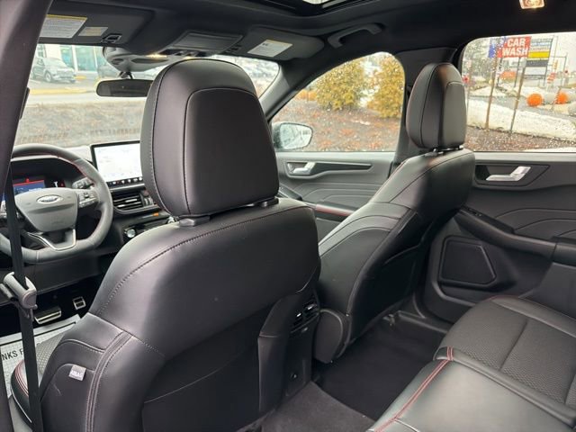 Certified 2023 Ford Escape ST-Line w/ Tech Pack #1 image 22