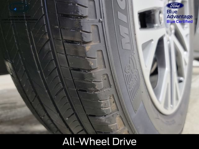 Certified 2022 Ford Escape SEL w/ Technology Package AWD/4WD image 12