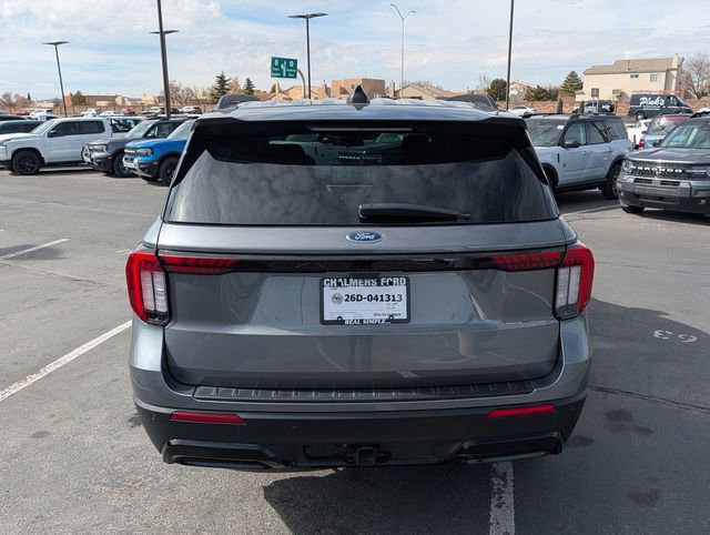 Certified 2025 Ford Explorer ST-Line image 4