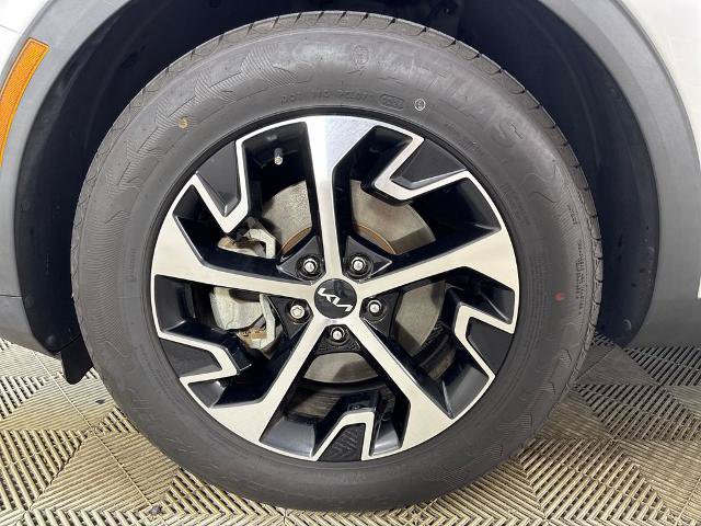 Used 2023 Kia Sportage EX FWD image 13
