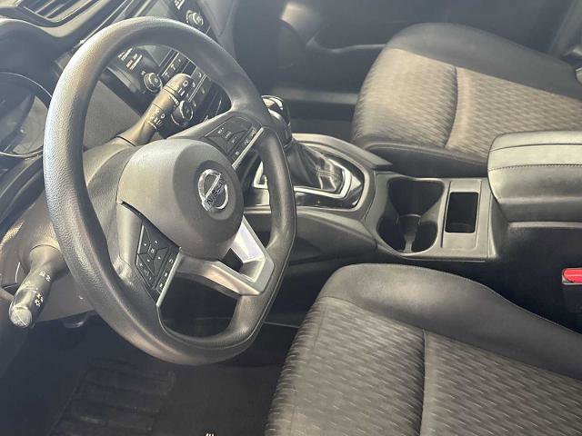 Used 2017 Nissan Rogue S image 18