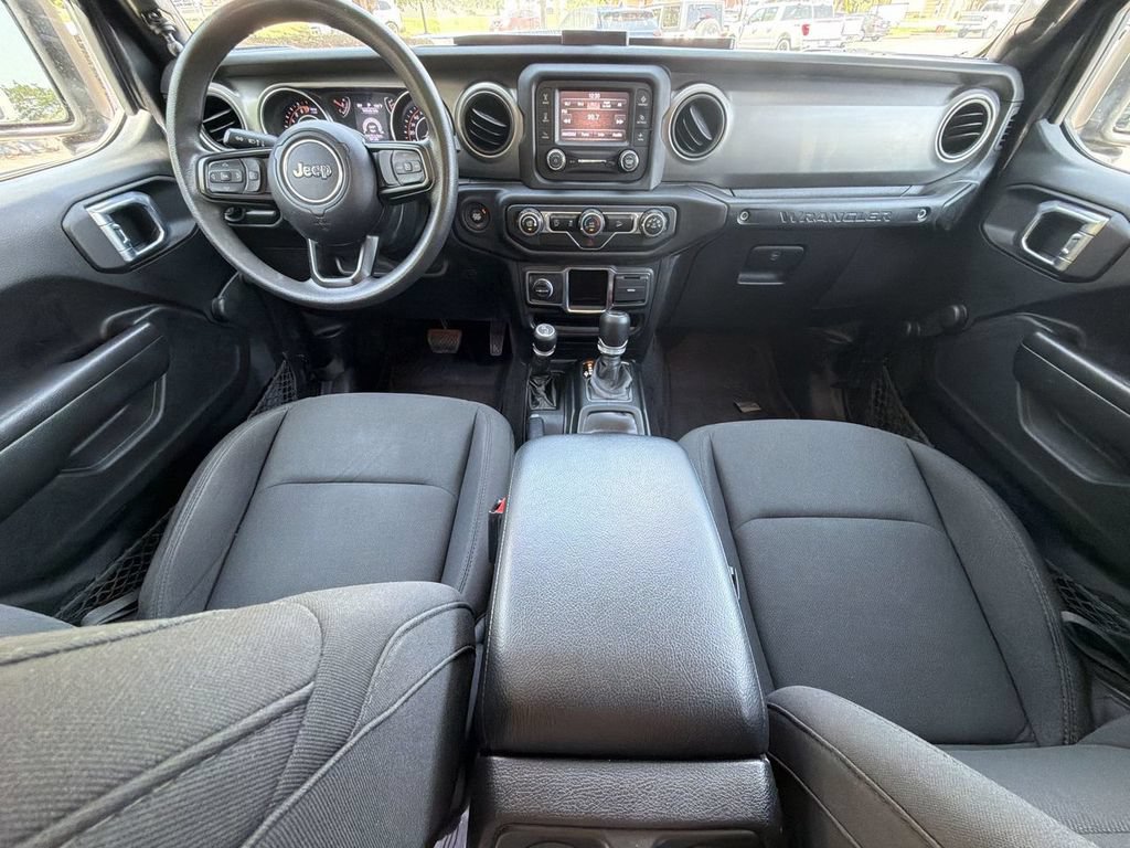 Used 2021 Jeep Wrangler Unlimited Sport AWD/4WD image 21